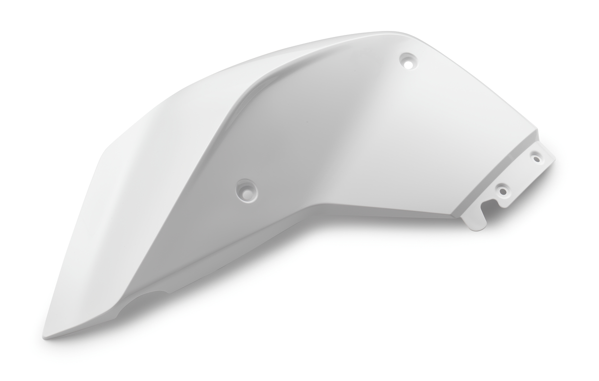 Fuel tank fairing