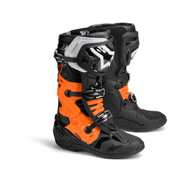 TECH 10 BOOTS 45.5